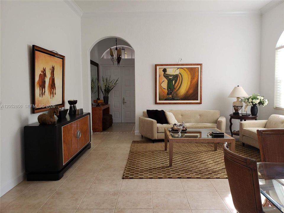 В аренду: $5,600 (4 спален, 3 ванн, 2289 Квадратных фут)