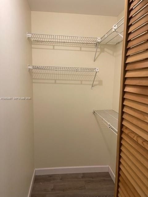 For Rent: $1,750 (1 beds, 1 baths, 750 Square Feet)