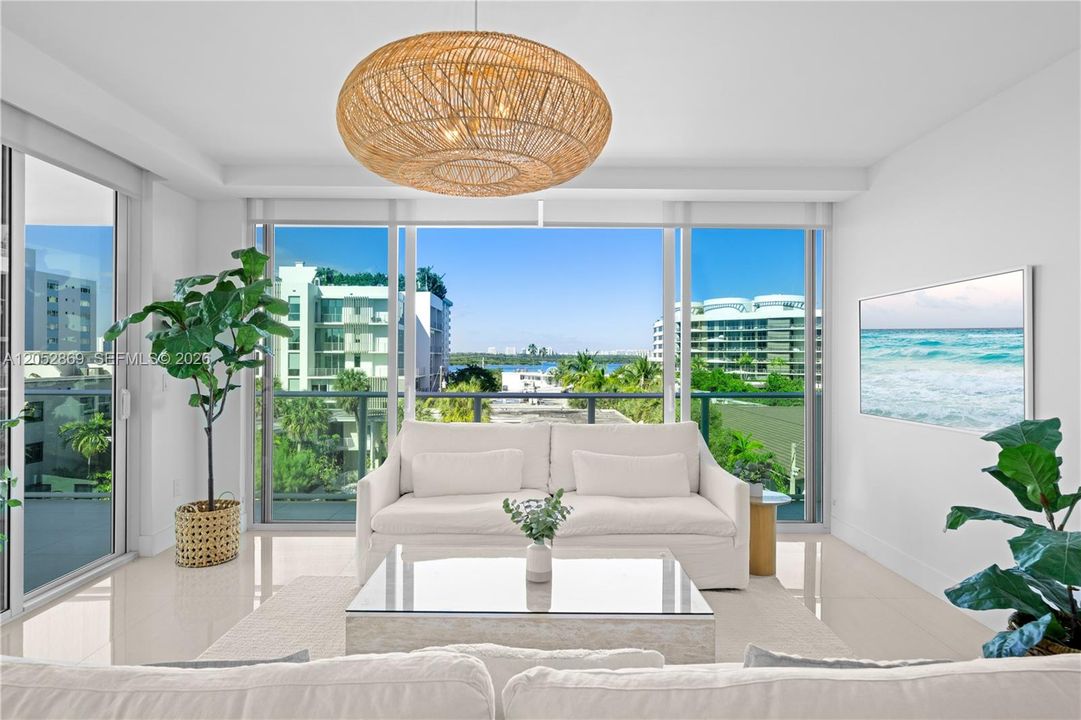 For Rent: $8,000 (2 beds, 2 baths, 1202 Square Feet)
