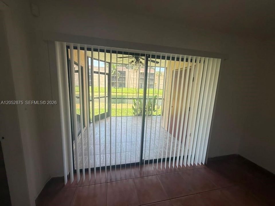 For Rent: $2,100 (2 beds, 2 baths, 820 Square Feet)