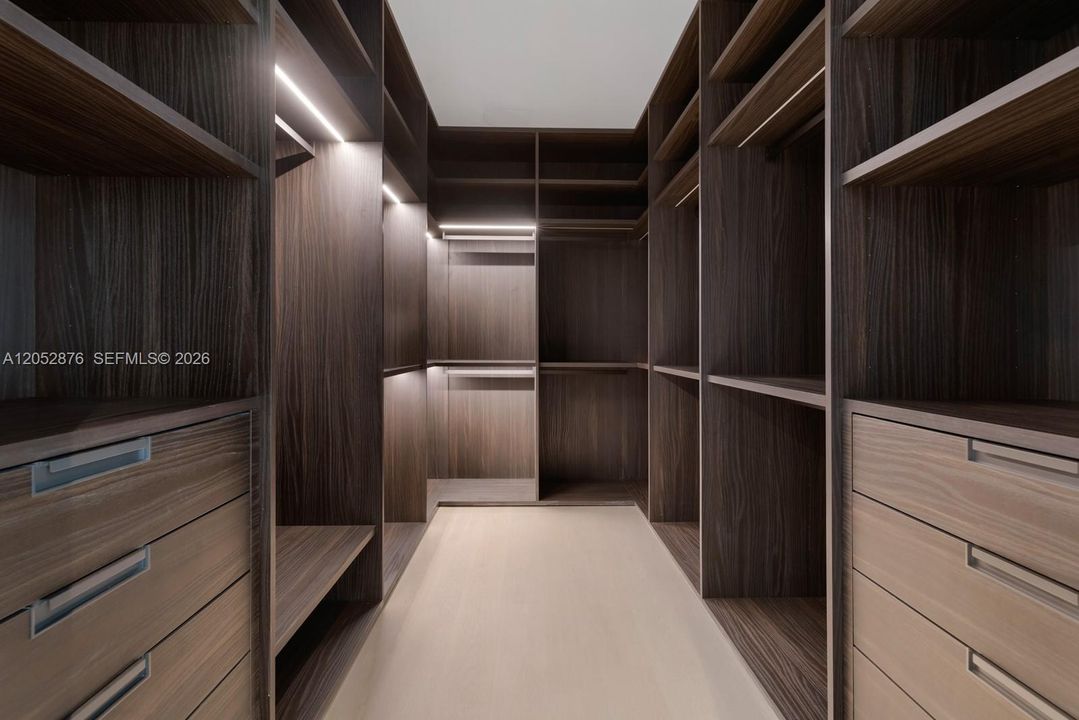 En Venta: $15,900,000 (4 camas, 4 baños, 4299 Pies cuadrados)