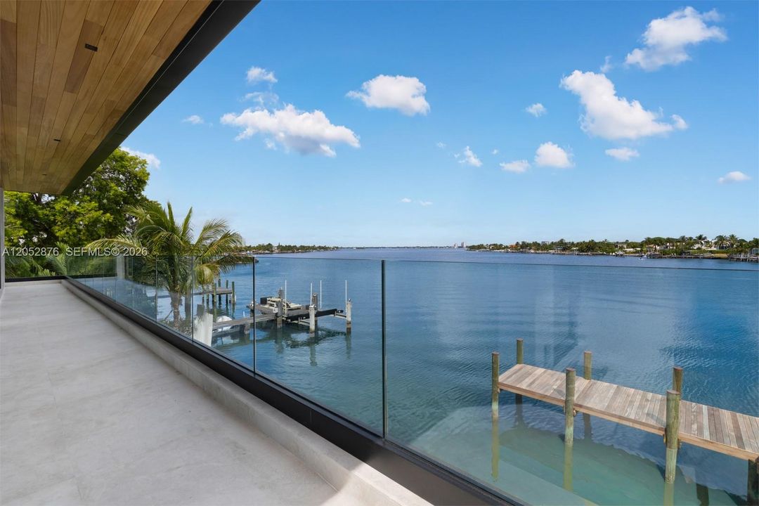 En Venta: $15,900,000 (4 camas, 4 baños, 4299 Pies cuadrados)