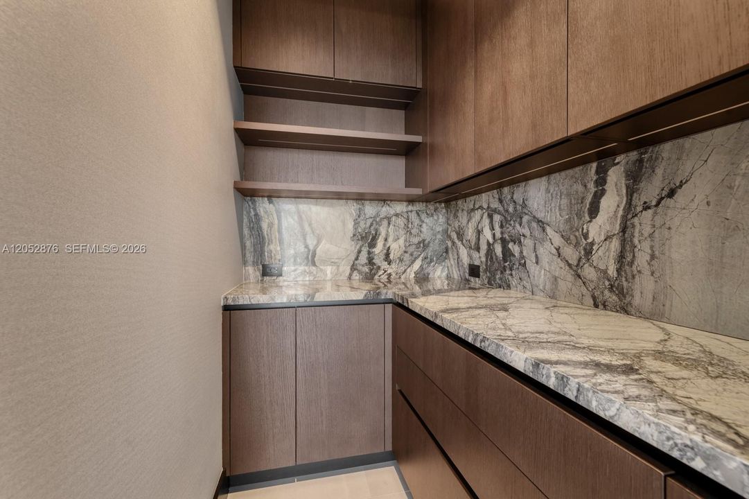 En Venta: $15,900,000 (4 camas, 4 baños, 4299 Pies cuadrados)