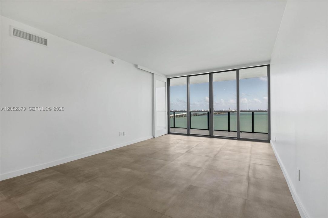For Sale: $1,459,000 (3 beds, 3 baths, 1526 Square Feet)