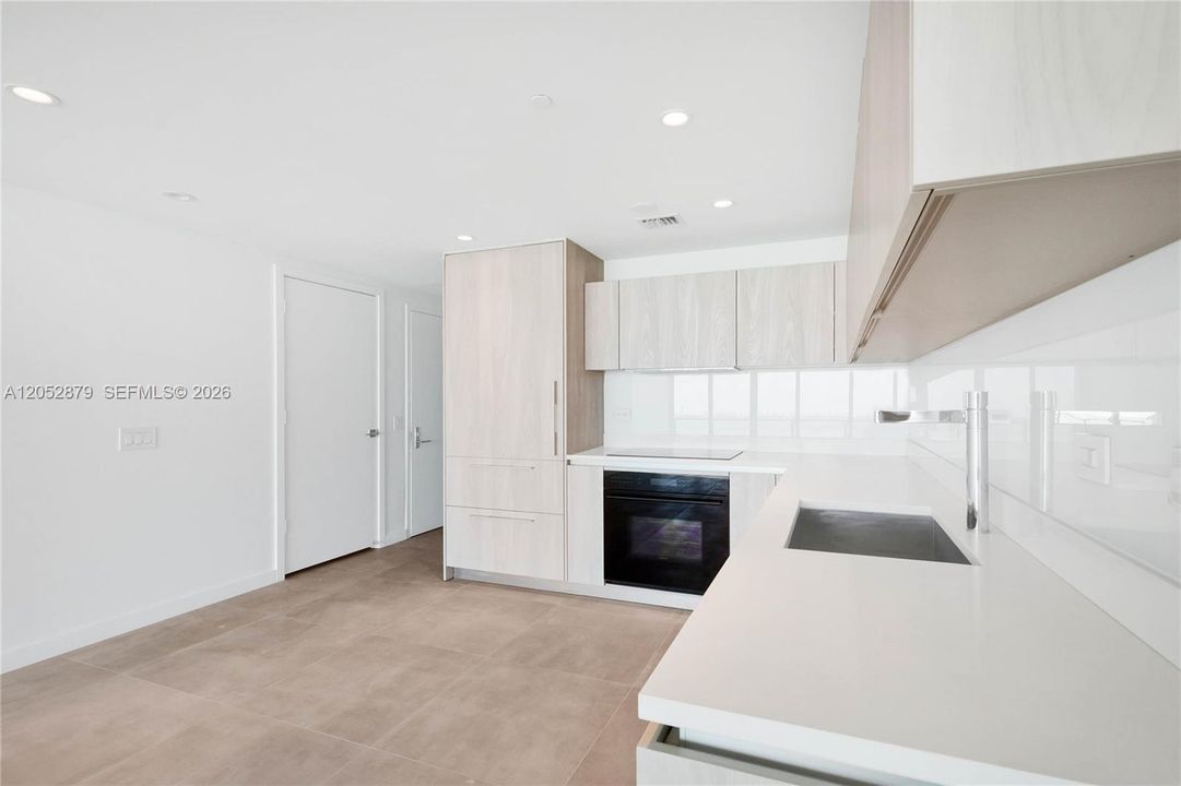For Sale: $1,459,000 (3 beds, 3 baths, 1526 Square Feet)