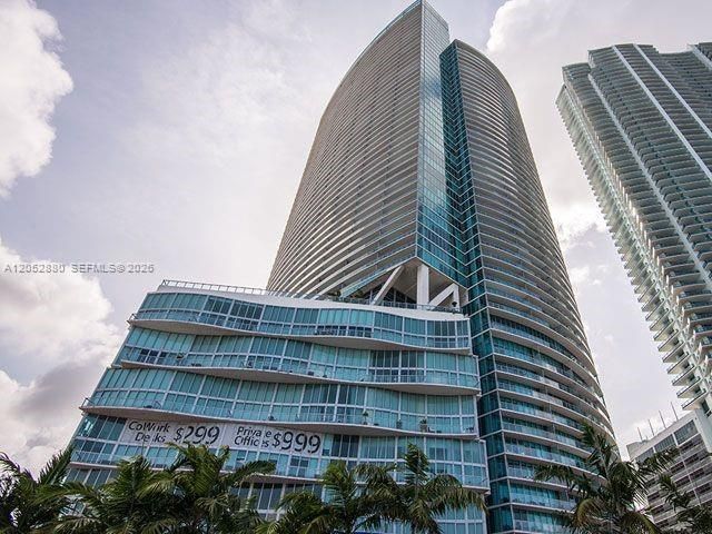 For Sale: $659,000 (1 beds, 2 baths, 1220 Square Feet)