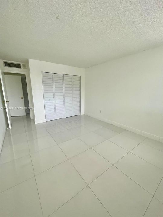 На продажу: $219,000 (2 спален, 2 ванн, 1096 Квадратных фут)