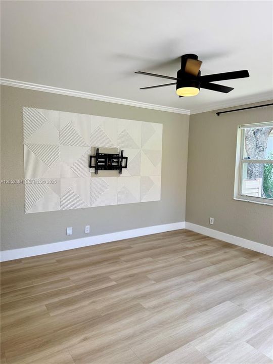 For Rent: $3,599 (4 beds, 2 baths, 1815 Square Feet)