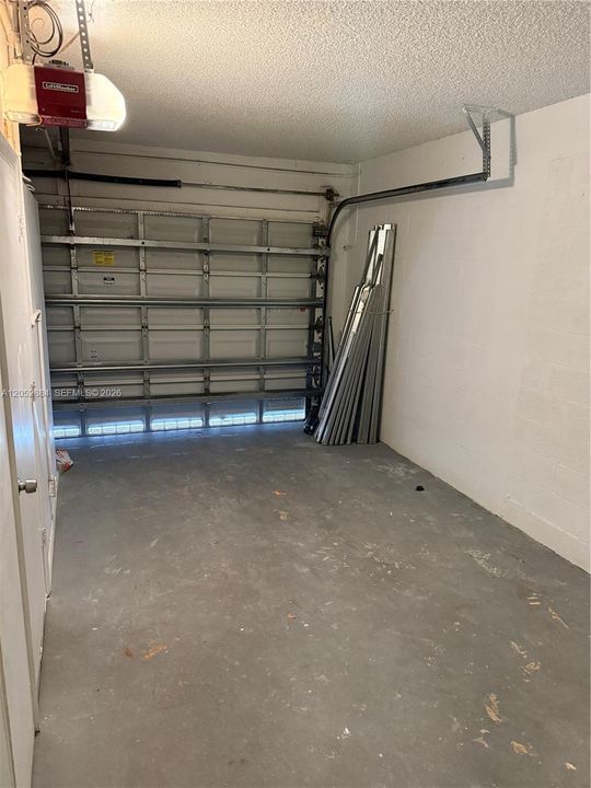For Rent: $3,599 (4 beds, 2 baths, 1815 Square Feet)