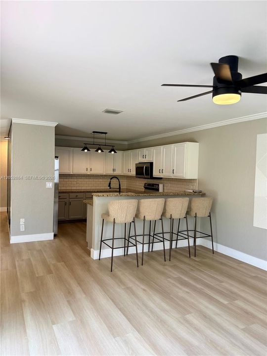 For Rent: $3,599 (4 beds, 2 baths, 1815 Square Feet)