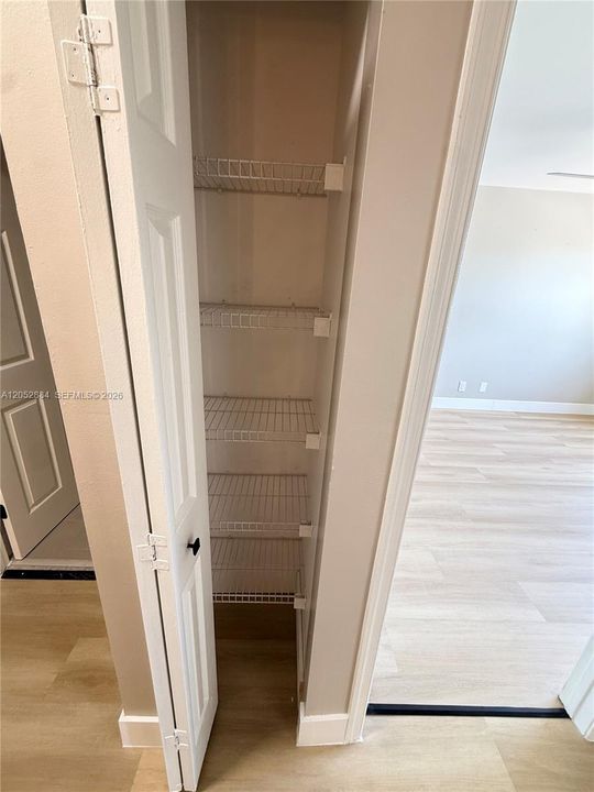 For Rent: $3,599 (4 beds, 2 baths, 1815 Square Feet)