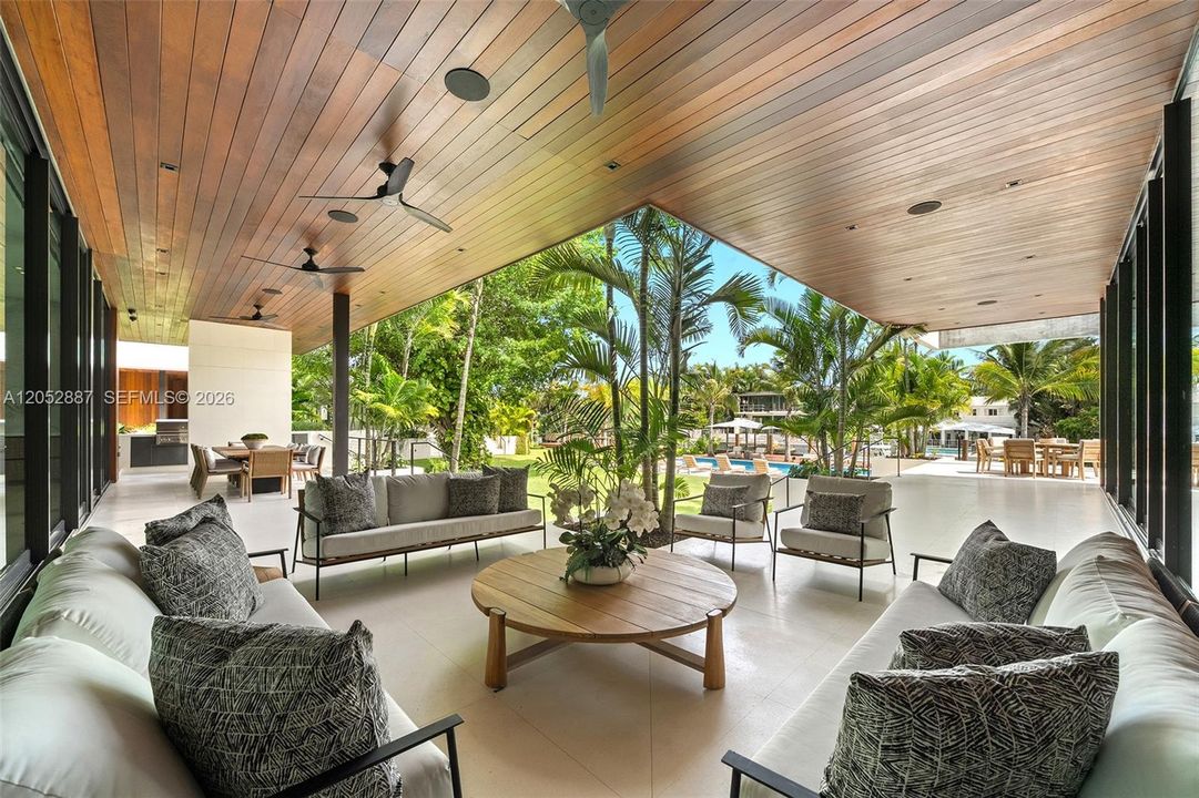 For Rent: $495,000 (9 beds, 9 baths, 10791 Square Feet)