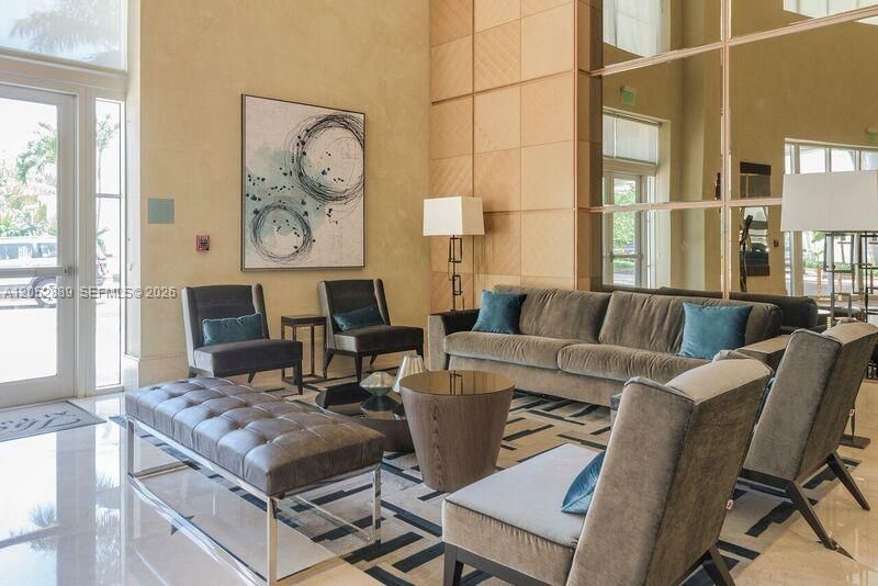 For Rent: $7,200 (2 beds, 3 baths, 1879 Square Feet)