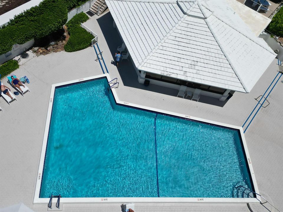 3590 S Ocean