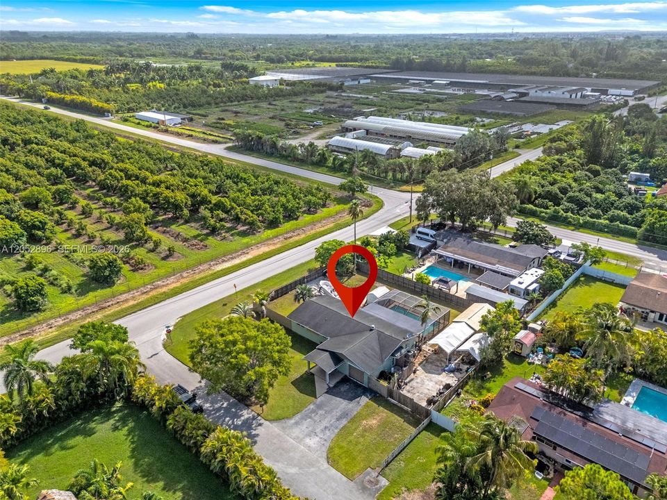 На продажу: $640,000 (3 спален, 2 ванн, 1606 Квадратных фут)