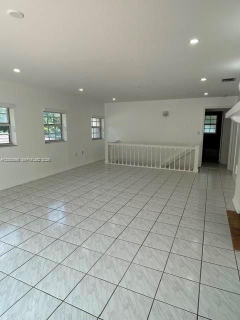 В аренду: $3,695 (2 спален, 1 ванн, 1350 Квадратных фут)