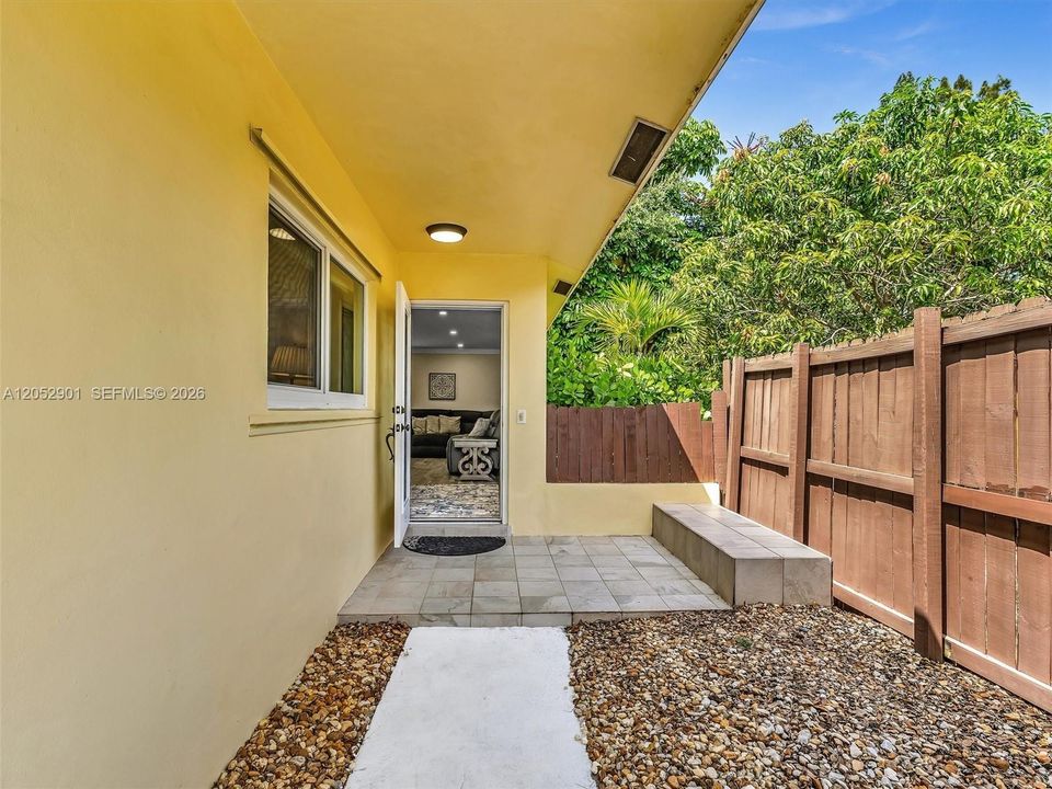 Private entry with space to garden