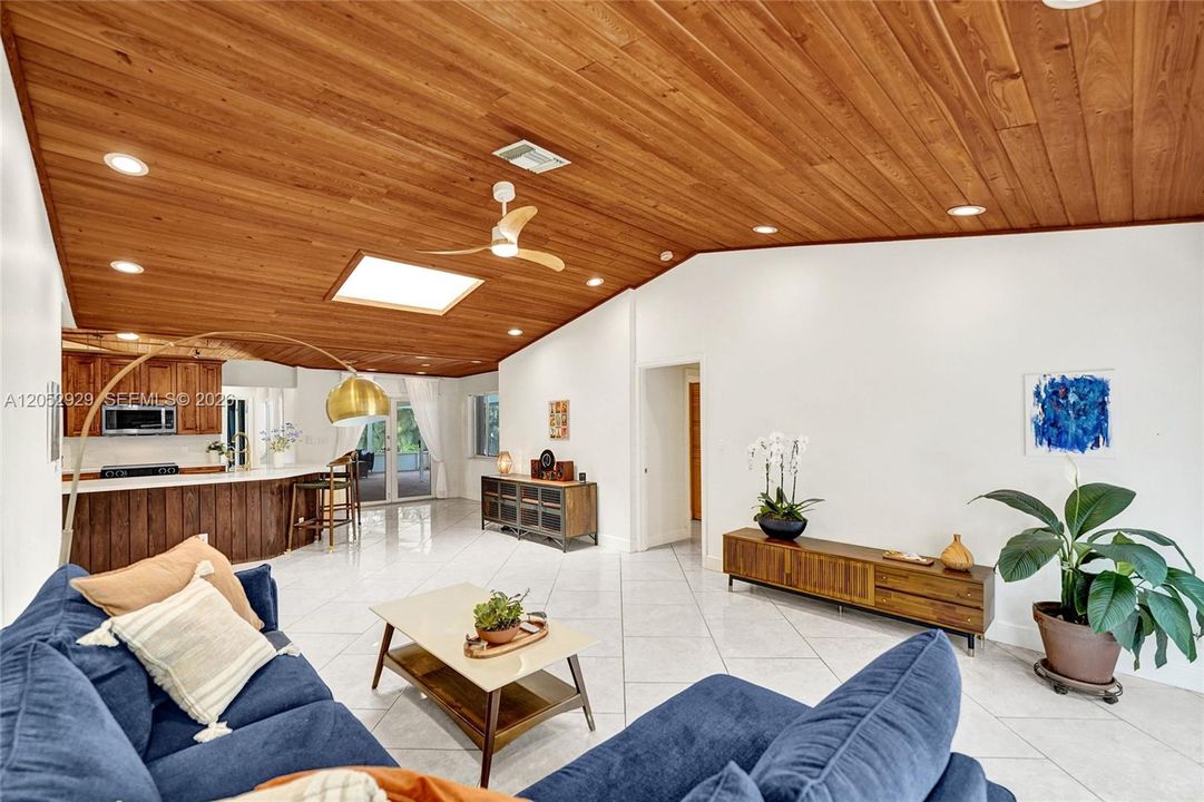 For Sale: $1,349,900 (4 beds, 2 baths, 2487 Square Feet)