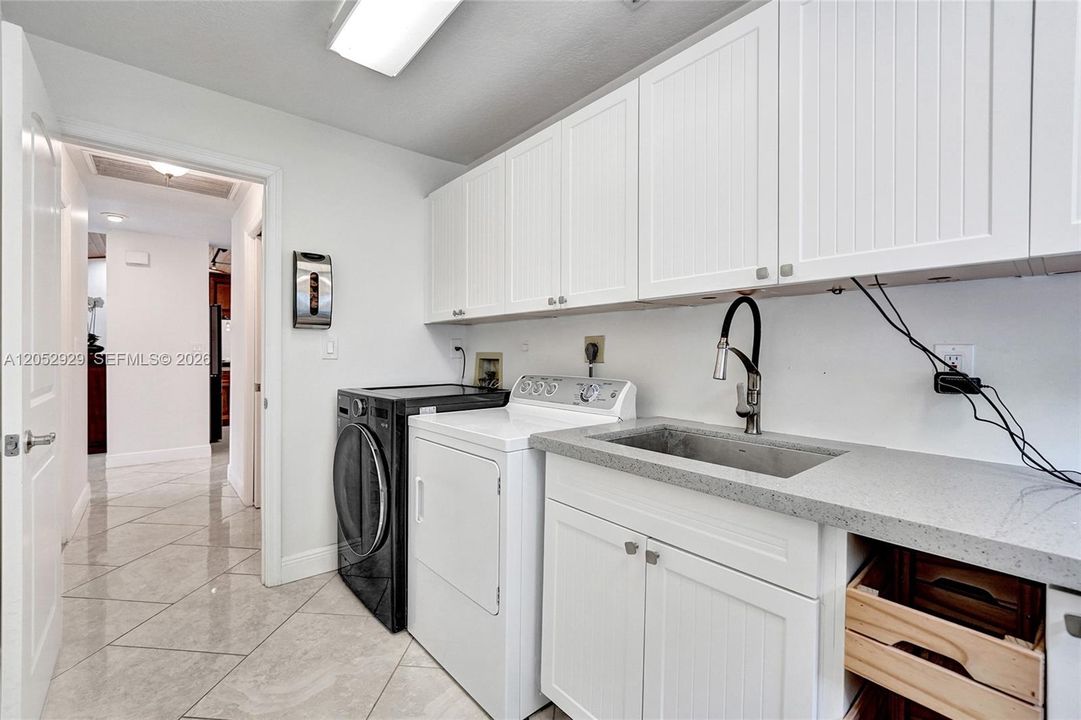For Sale: $1,349,900 (4 beds, 2 baths, 2487 Square Feet)
