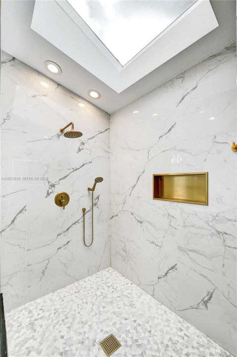 For Sale: $1,349,900 (4 beds, 2 baths, 2487 Square Feet)