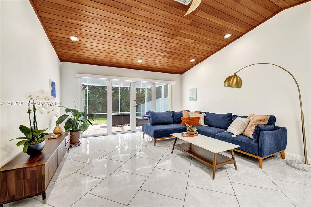 For Sale: $1,349,900 (4 beds, 2 baths, 2487 Square Feet)