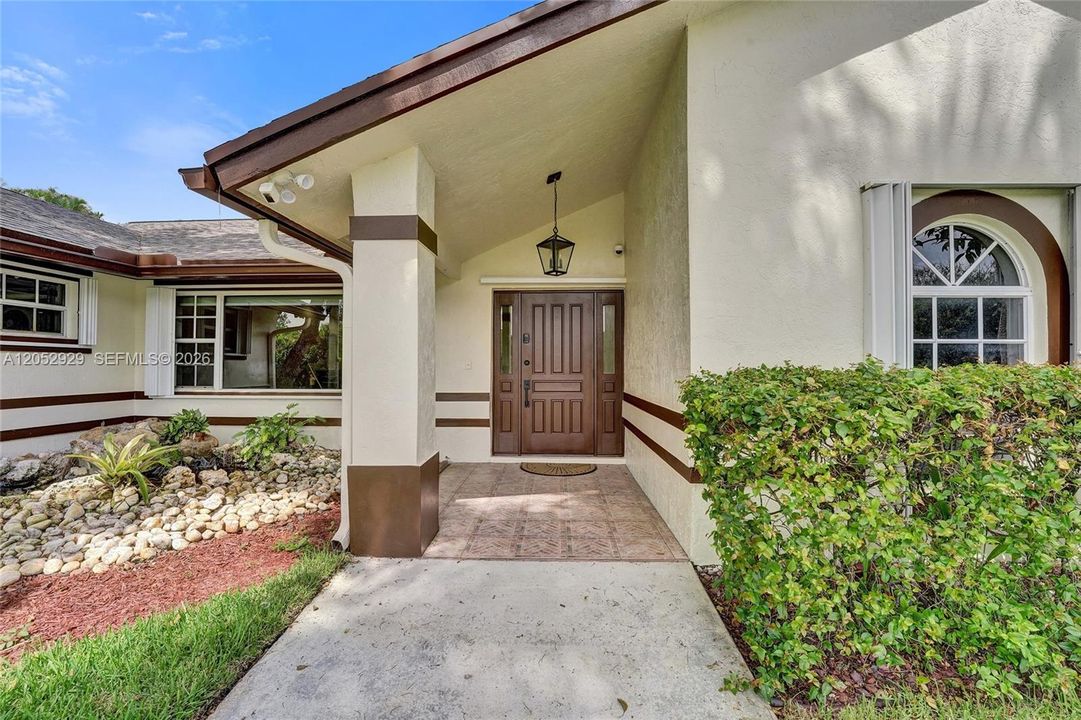 For Sale: $1,349,900 (4 beds, 2 baths, 2487 Square Feet)
