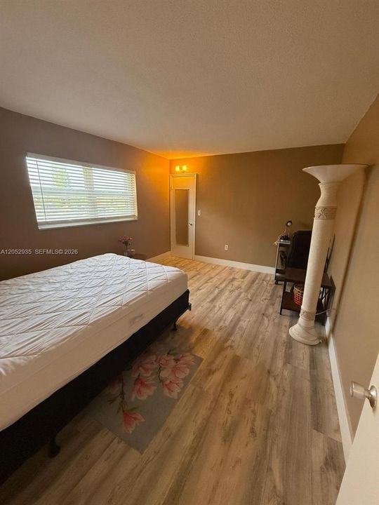 For Rent: $2,100 (2 beds, 2 baths, 1000 Square Feet)