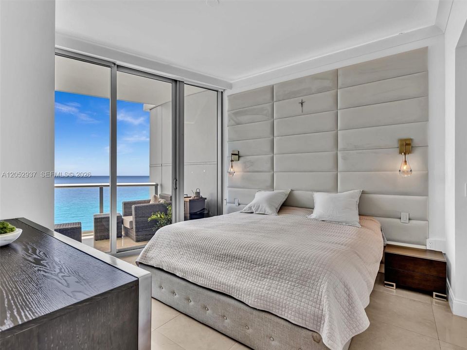 For Rent: $5,250 (1 beds, 1 baths, 862 Square Feet)