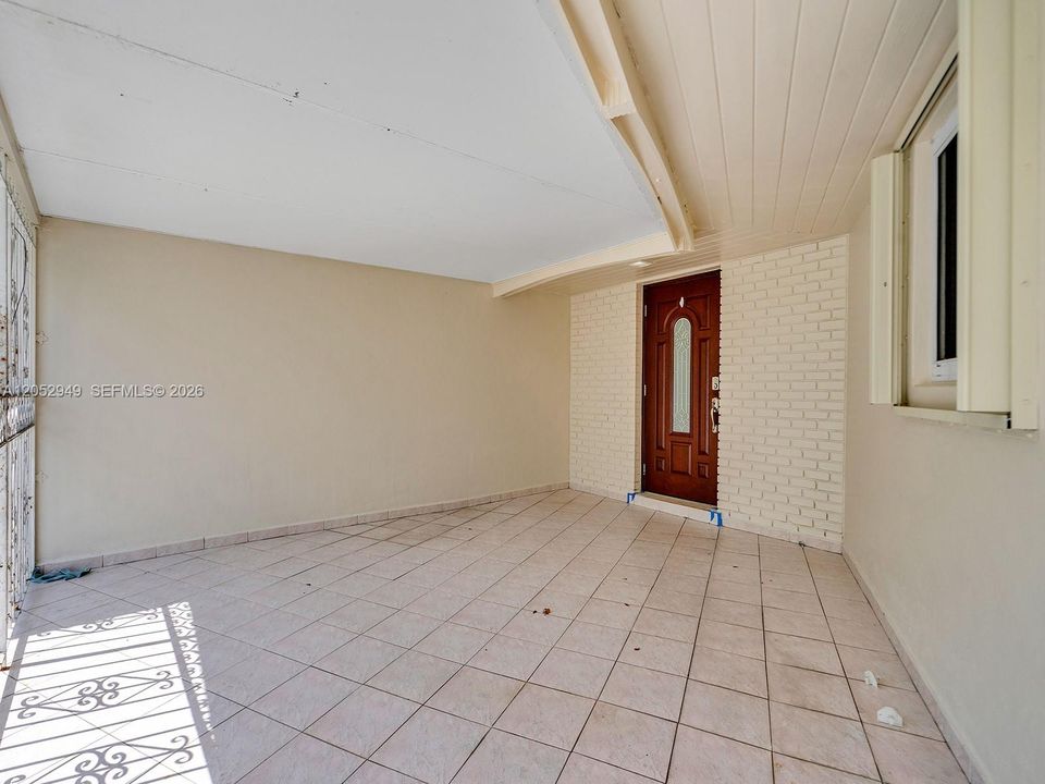 En Renta: $3,700 (3 camas, 2 baños, 2110 Pies cuadrados)