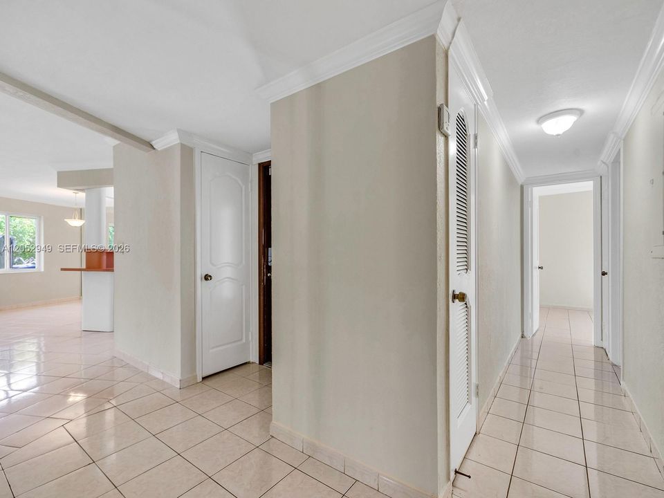 En Renta: $3,700 (3 camas, 2 baños, 2110 Pies cuadrados)