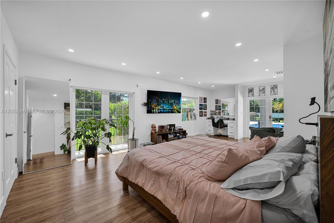 En Venta: $3,250,000 (5 camas, 5 baños, 4549 Pies cuadrados)