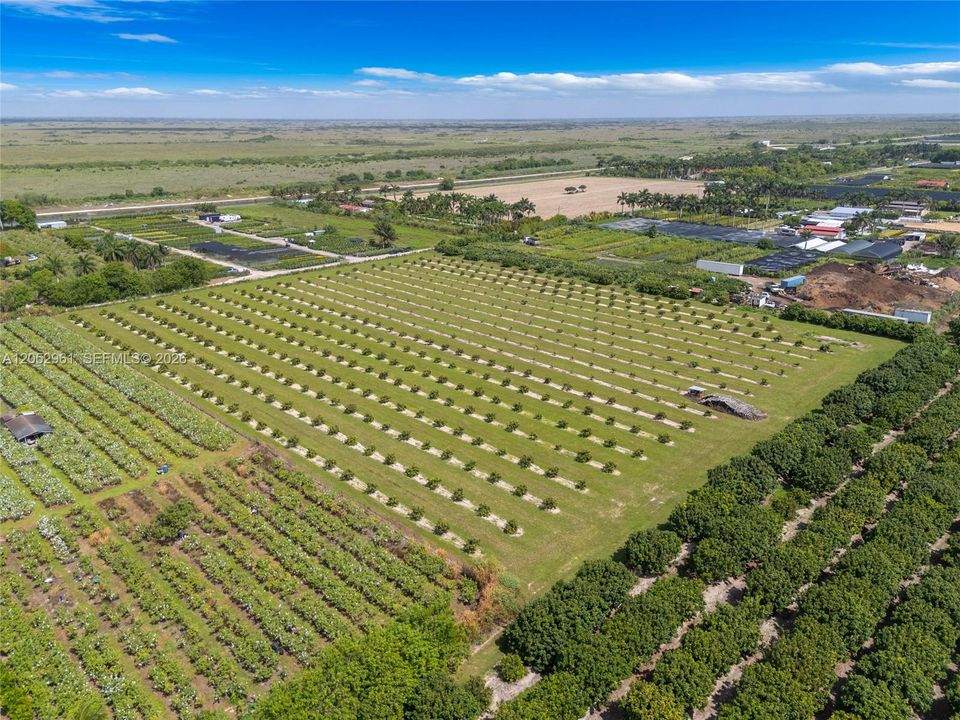 На продажу: $1,050,000 (0 спален, 0 ванн, 0 Квадратных фут)