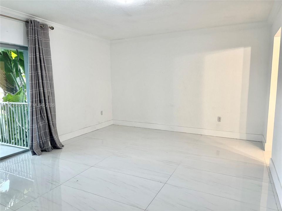 В аренду: $2,850 (3 спален, 2 ванн, 1271 Квадратных фут)
