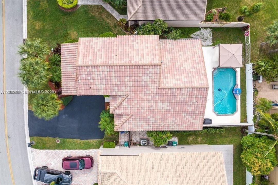 На продажу: $845,000 (4 спален, 2 ванн, 2351 Квадратных фут)