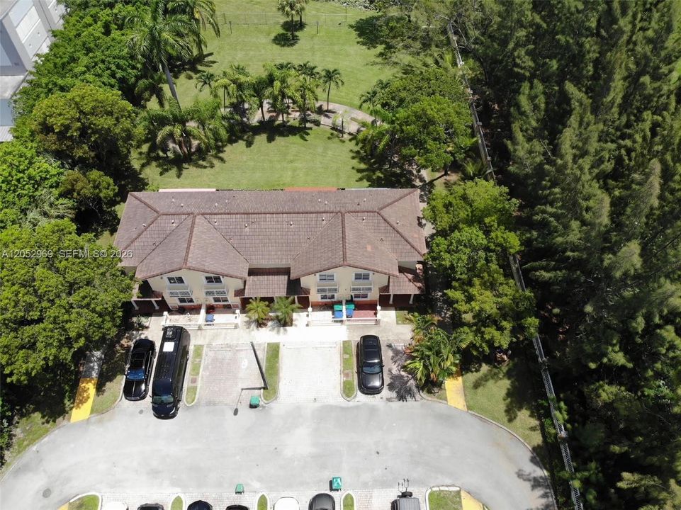 На продажу: $425,000 (2 спален, 2 ванн, 1150 Квадратных фут)