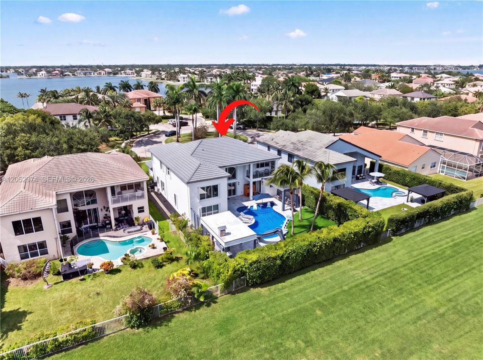For Sale: $1,390,000 (5 beds, 3 baths, 3488 Square Feet)