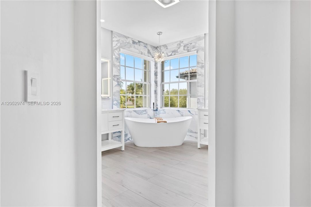 For Sale: $1,390,000 (5 beds, 3 baths, 3488 Square Feet)