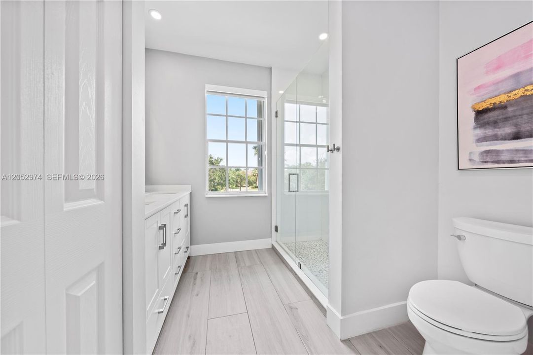 For Sale: $1,390,000 (5 beds, 3 baths, 3488 Square Feet)