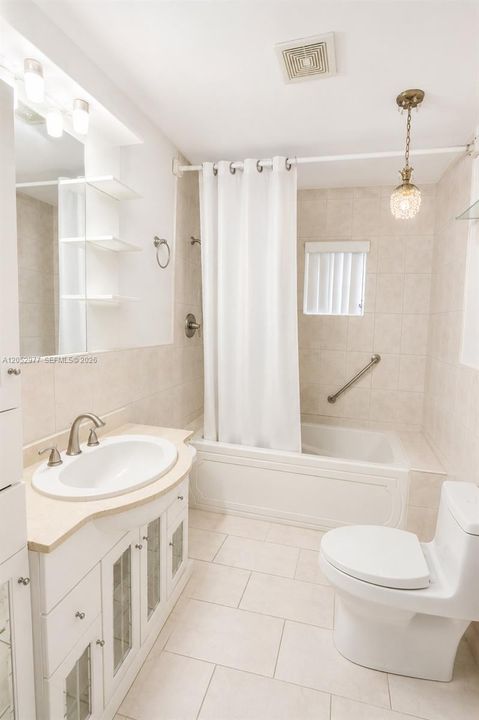 For Rent: $2,950 (3 beds, 2 baths, 2561 Square Feet)