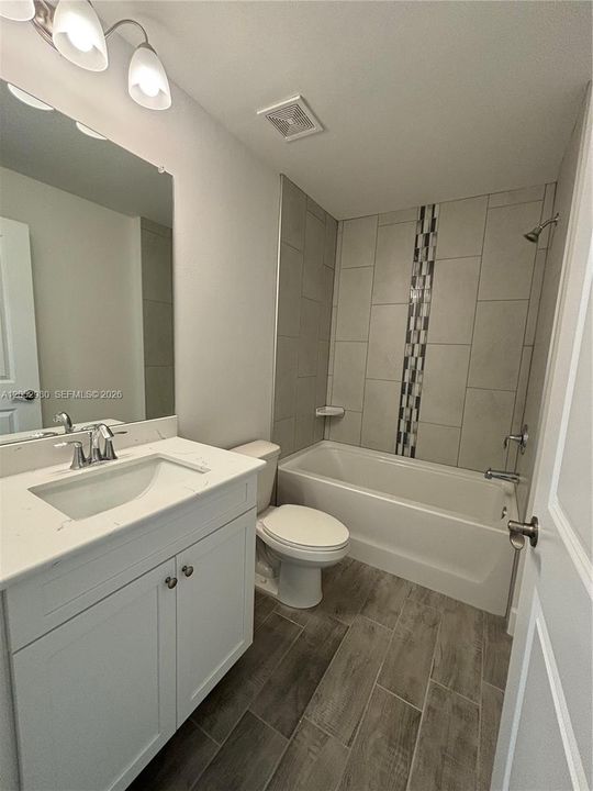 В аренду: $2,800 (3 спален, 2 ванн, 0 Квадратных фут)