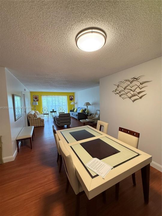 En Renta: $2,600 (3 camas, 2 baños, 1360 Pies cuadrados)