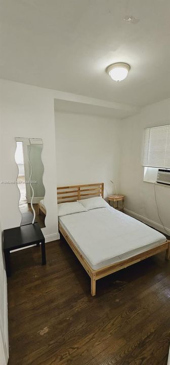 На продажу: $172,000 (1 спален, 1 ванн, 470 Квадратных фут)