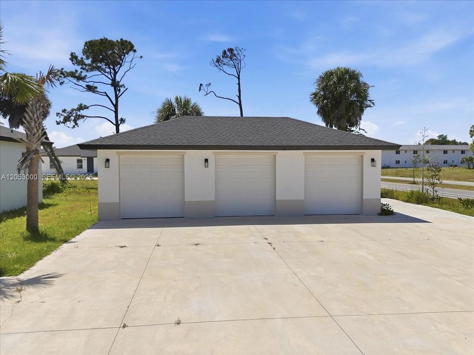For Rent: $1,700 (3 beds, 2 baths, 0 Square Feet)