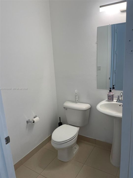 For Rent: $4,700 (4 beds, 2 baths, 2223 Square Feet)
