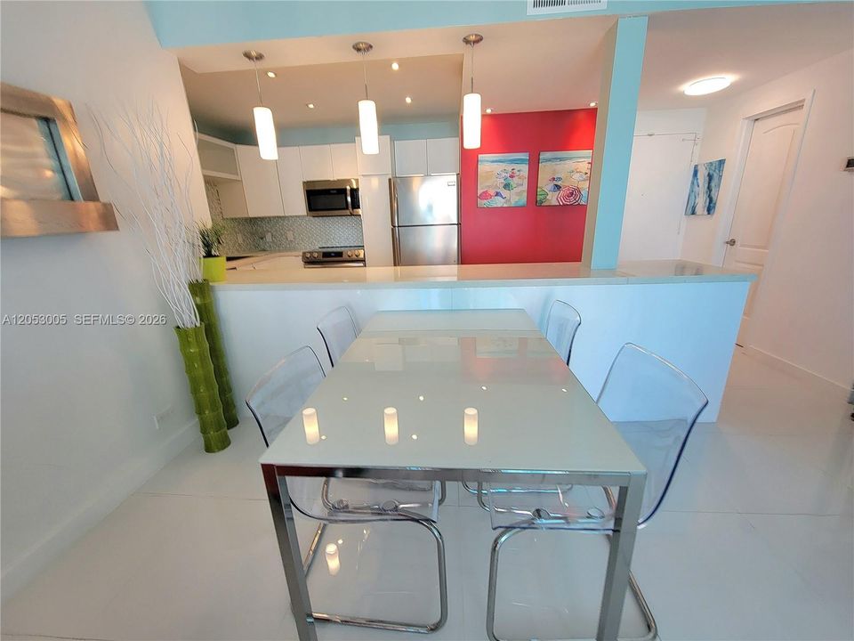 For Sale: $399,000 (1 beds, 1 baths, 790 Square Feet)