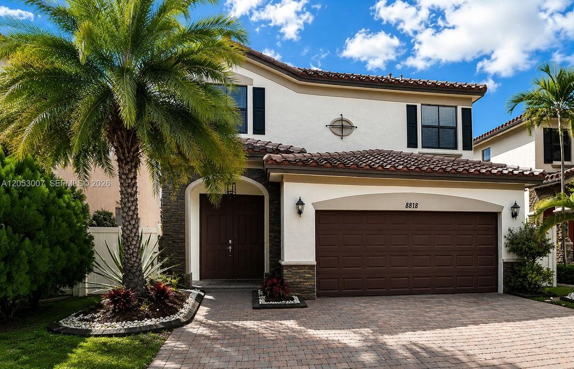 For Sale: $839,000 (4 beds, 3 baths, 2402 Square Feet)