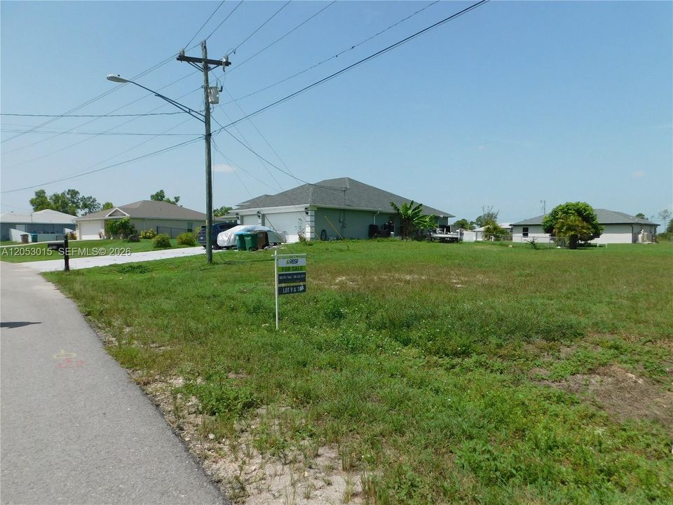 На продажу: $39,900 (0.25 acres)