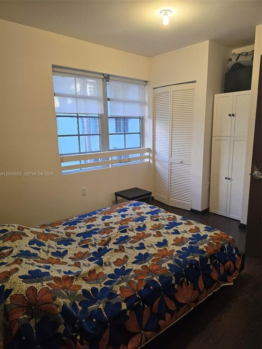 For Rent: $2,350 (1 beds, 1 baths, 556 Square Feet)