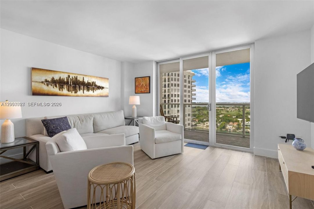 ?Living Room - Impact Sliding door