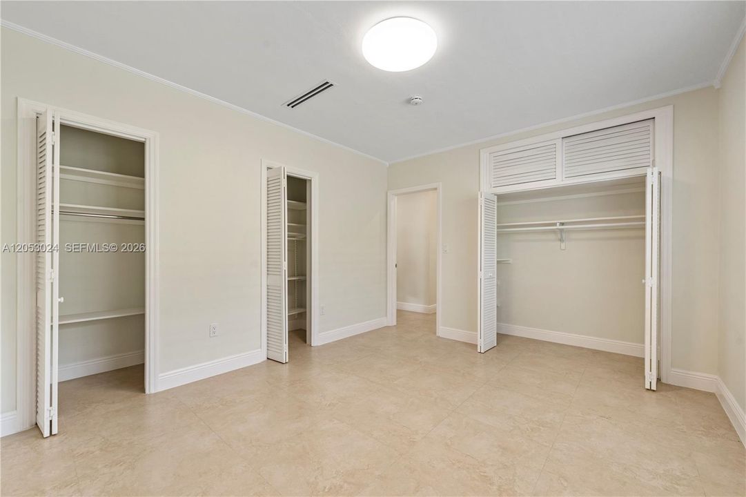 В аренду: $8,500 (3 спален, 2 ванн, 1714 Квадратных фут)